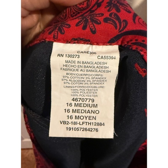 Lee Regular Fit Mid Rise Paisley Print Skort Women's Size 16 Medium Red and Navy - Picture 2 of 5